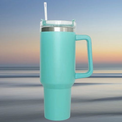 Gourde-isotherme-paille-pratique-vert